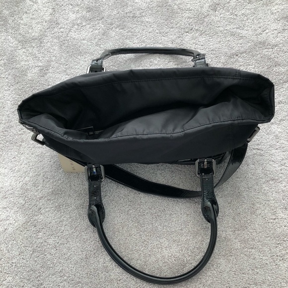 Burberry Black Large Tote with Shoulder Strap - Picture 3 of 5